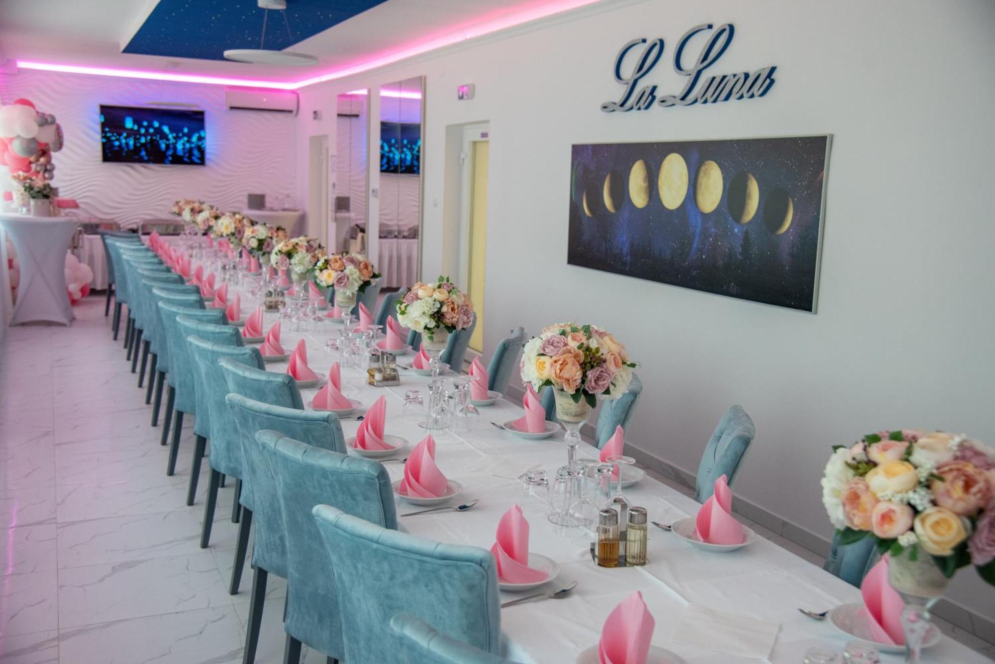 La Luna Premium Deluxe Apartment With Free Jacuzzi, Bikes & Covered Parking Nasice Exterior foto